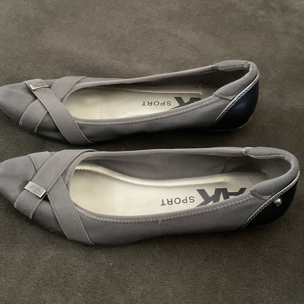 Anne Klein Gray Flats with Crisscross Design - Picture 2 of 3
